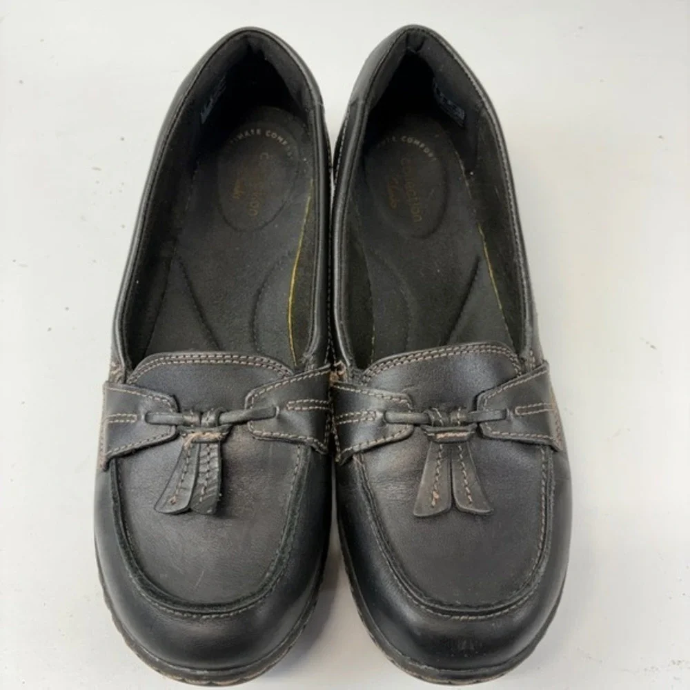 Clarks Womens‎ 8.5M Black Leather Loafers Tassel Slip-On Comfort Shoes Casual